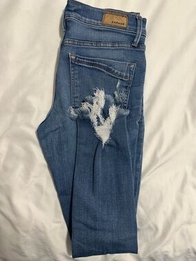 Express Women's Medium Blue Distressed Skinny Jeans